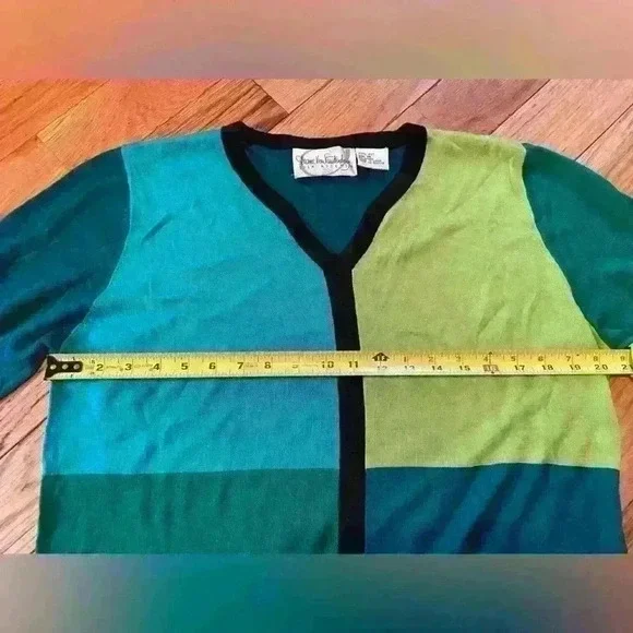 Diane Von Furstenberg Silk Assets Vneck Colorblock Sweater Womens Sz M 100% Silk - Picture 10 of 13